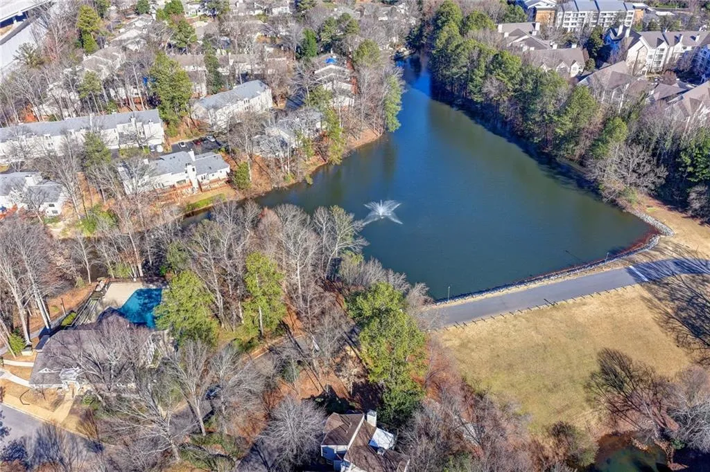 911 Garden Court, Atlanta, Georgia 30328, 2 Bedrooms Bedrooms, ,2 BathroomsBathrooms,Residential,For Sale,911 Garden Court,7704561