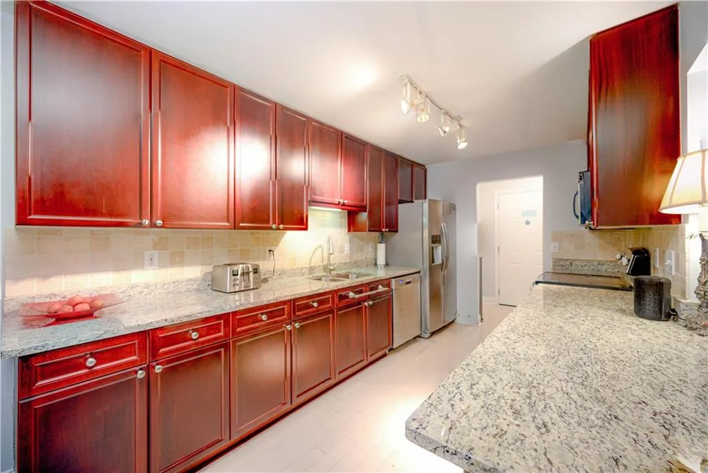 750 Dalrymple Road Unit E3, Sandy Springs, Georgia 30328, 4 Bedrooms Bedrooms, ,2 BathroomsBathrooms,Residential,Sold,750 Dalrymple Road Unit E3,6771204