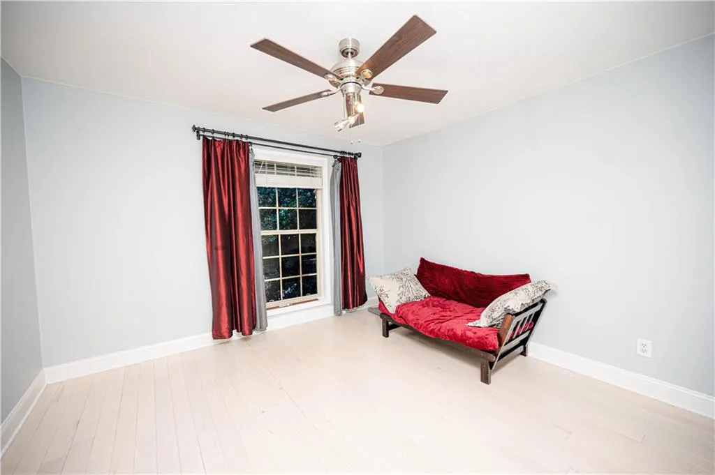 750 Dalrymple Road Unit E3, Sandy Springs, Georgia 30328, 4 Bedrooms Bedrooms, ,2 BathroomsBathrooms,Residential,Sold,750 Dalrymple Road Unit E3,6771204