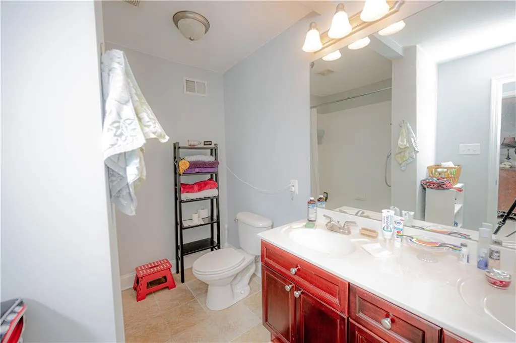 750 Dalrymple Road Unit E3, Sandy Springs, Georgia 30328, 4 Bedrooms Bedrooms, ,2 BathroomsBathrooms,Residential,Sold,750 Dalrymple Road Unit E3,6771204