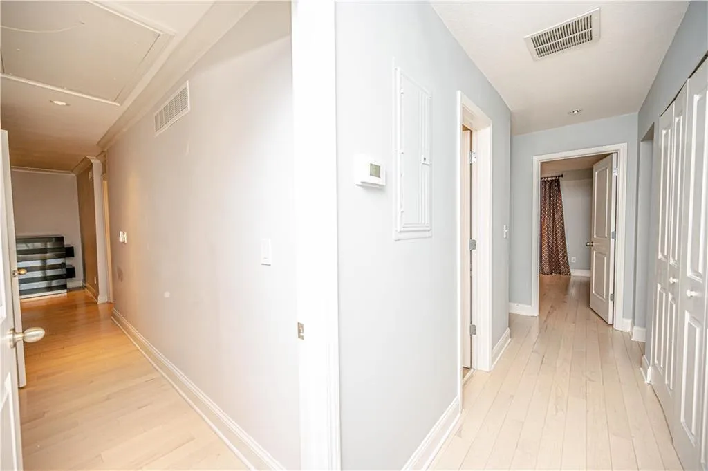 750 Dalrymple Road Unit E3, Sandy Springs, Georgia 30328, 4 Bedrooms Bedrooms, ,2 BathroomsBathrooms,Residential,Sold,750 Dalrymple Road Unit E3,6771204