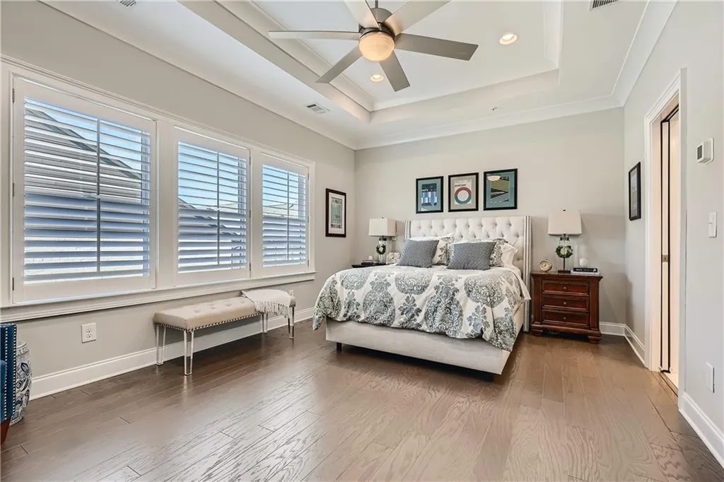 6643 Sterling Drive, Sandy Springs, Georgia 30328, 3 Bedrooms Bedrooms, ,4 BathroomsBathrooms,Residential,Sold,6643 Sterling Drive,6994429