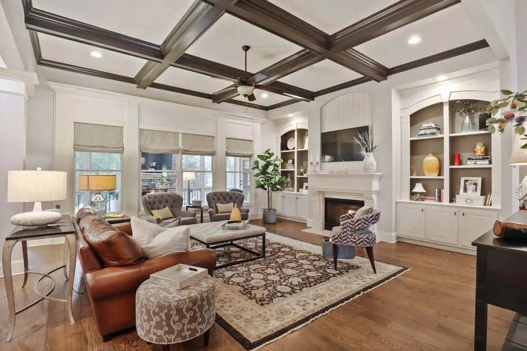 1025 Balmoral Road, Sandy Springs, Georgia 30319, 6 Bedrooms Bedrooms, ,5 BathroomsBathrooms,Residential,Sold,1025 Balmoral Road,6832493