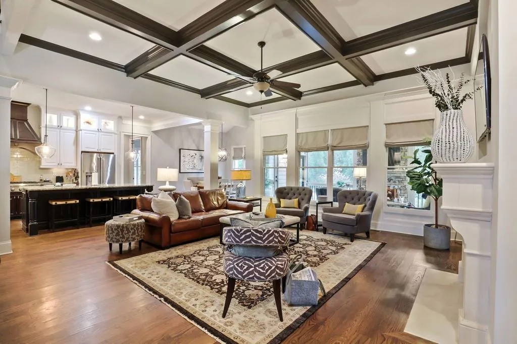 1025 Balmoral Road, Sandy Springs, Georgia 30319, 6 Bedrooms Bedrooms, ,5 BathroomsBathrooms,Residential,Sold,1025 Balmoral Road,6832493