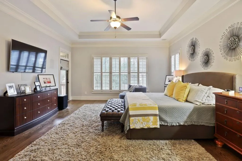 1025 Balmoral Road, Sandy Springs, Georgia 30319, 6 Bedrooms Bedrooms, ,5 BathroomsBathrooms,Residential,Sold,1025 Balmoral Road,6832493