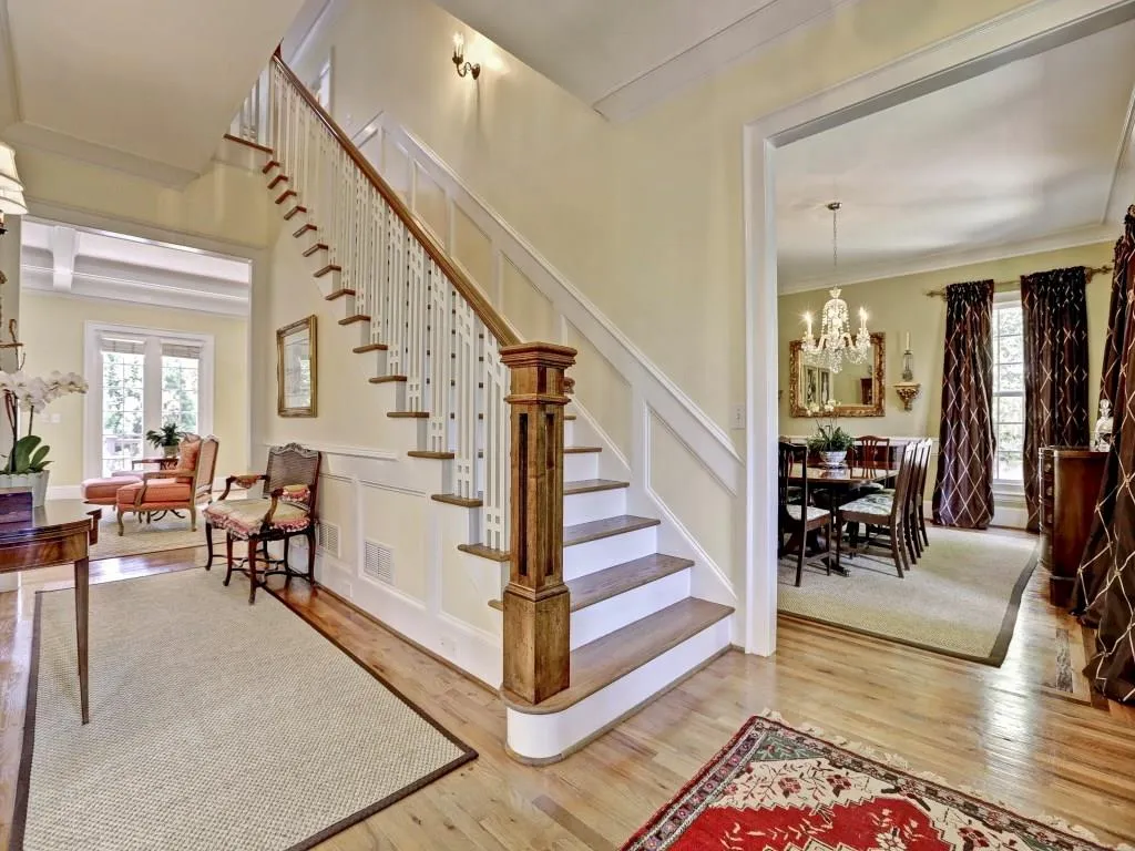 4472 E Conway Drive Nw, Atlanta, Georgia 30327, 5 Bedrooms Bedrooms, ,5 BathroomsBathrooms,Residential,Sold,4472 E Conway Drive Nw,5529866