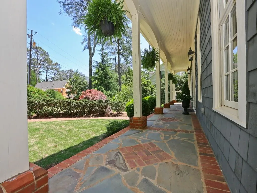 4472 E Conway Drive Nw, Atlanta, Georgia 30327, 5 Bedrooms Bedrooms, ,5 BathroomsBathrooms,Residential,Sold,4472 E Conway Drive Nw,5529866