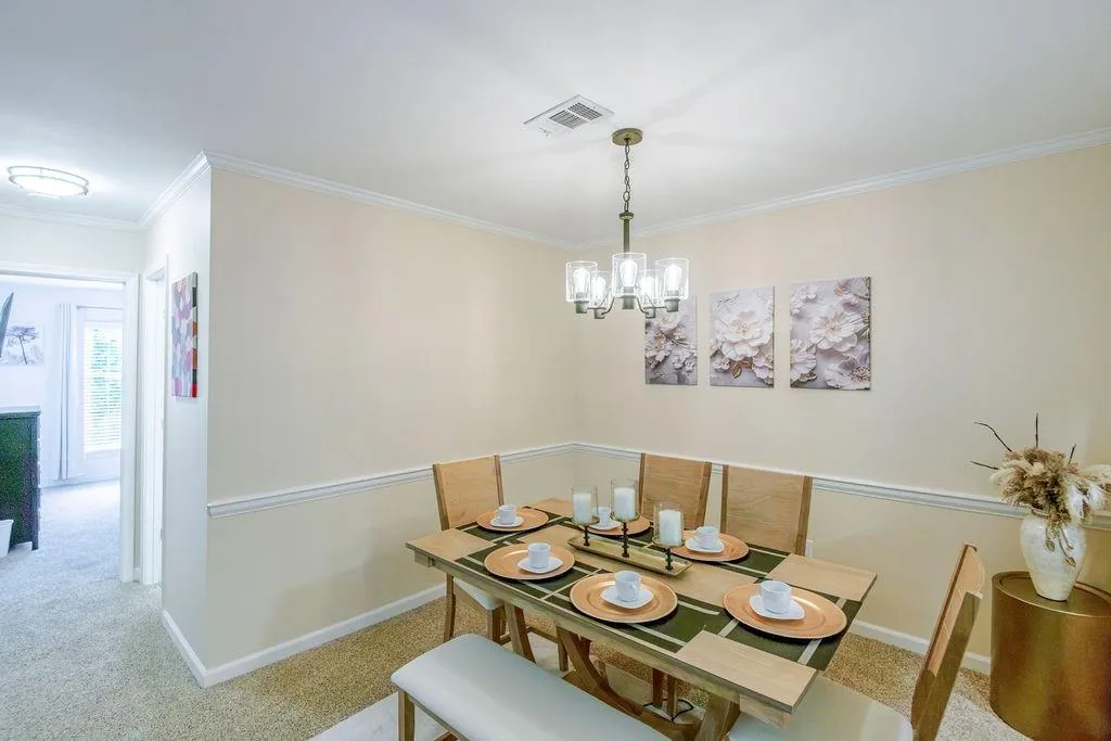 307 Hollyfax Circle, Atlanta, Georgia 30328, 2 Bedrooms Bedrooms, ,2 BathroomsBathrooms,Residential,For Sale,307 Hollyfax Circle,7662736
