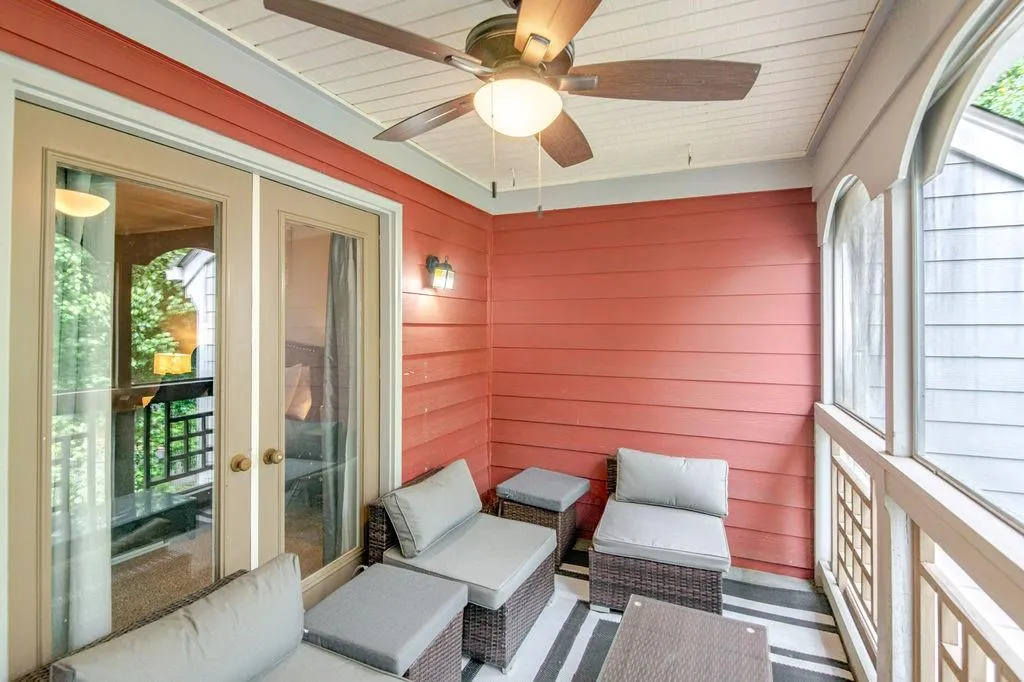 307 Hollyfax Circle, Atlanta, Georgia 30328, 2 Bedrooms Bedrooms, ,2 BathroomsBathrooms,Residential,For Sale,307 Hollyfax Circle,7662736