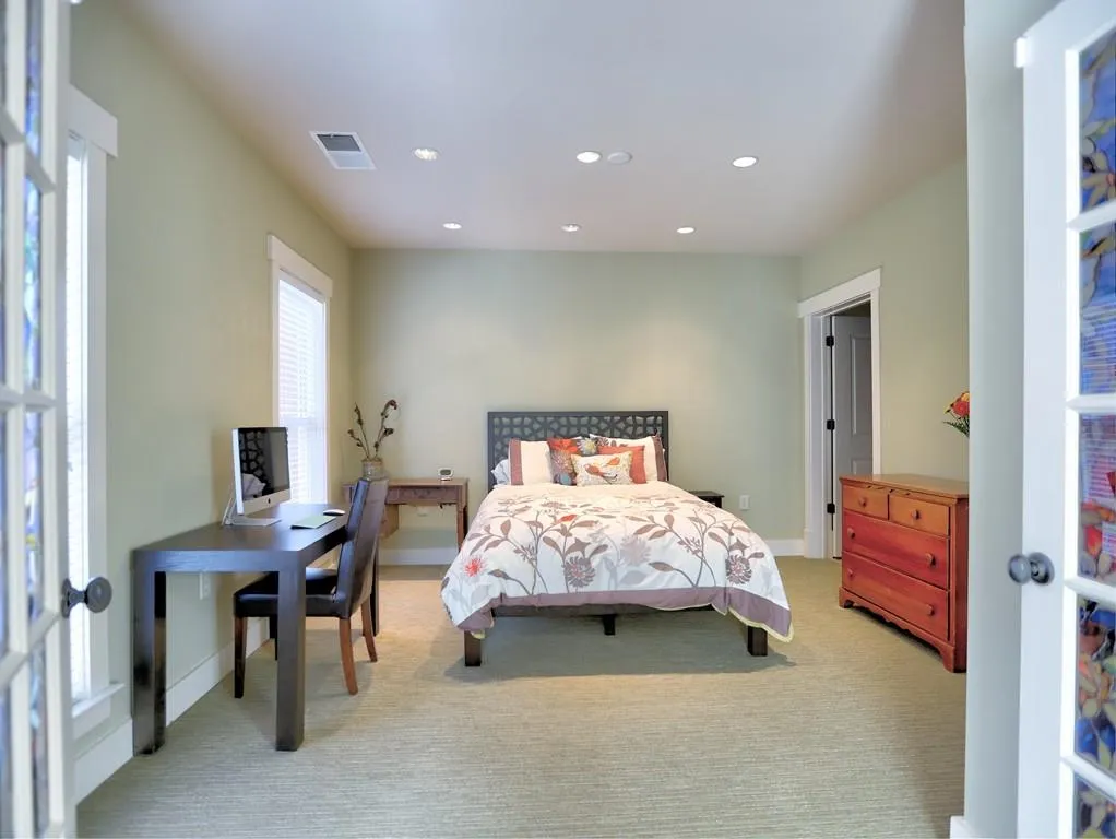 906 River Vista Drive, Atlanta, Georgia 30339, 3 Bedrooms Bedrooms, ,3 BathroomsBathrooms,Residential,Sold,906 River Vista Drive,6129041