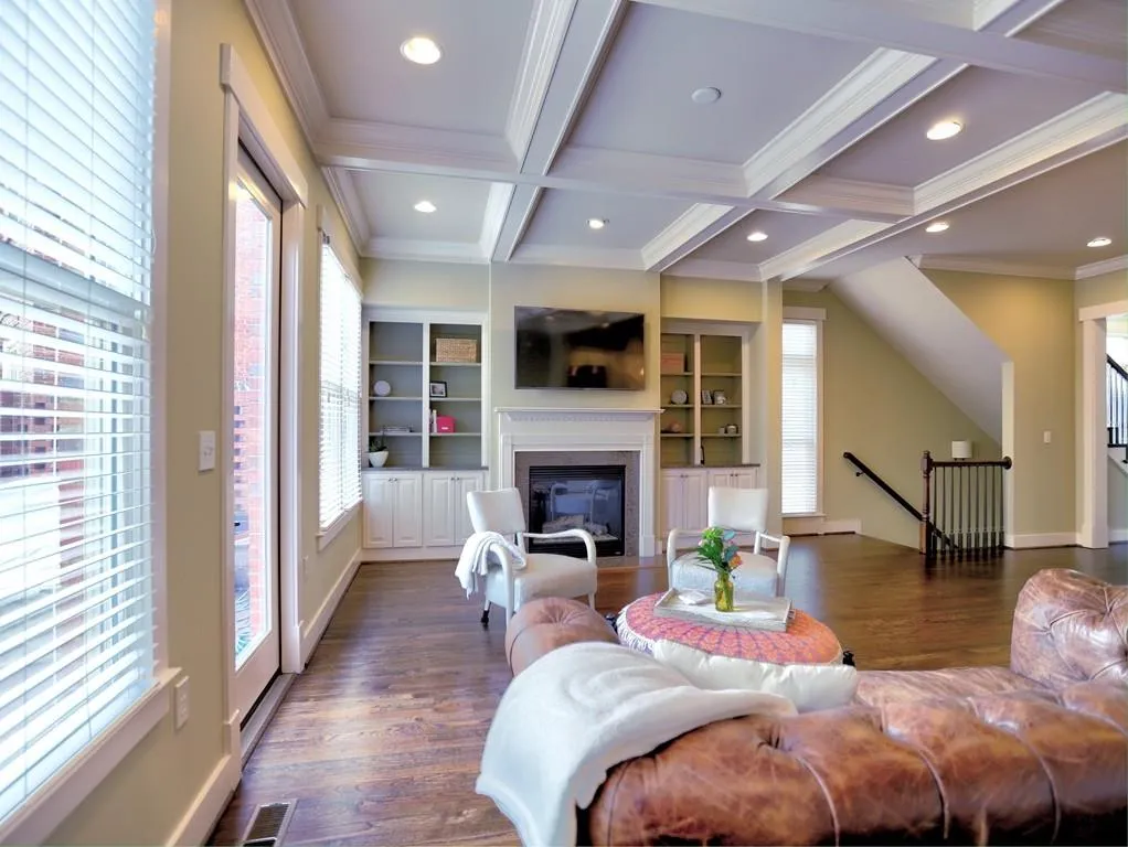 906 River Vista Drive, Atlanta, Georgia 30339, 3 Bedrooms Bedrooms, ,3 BathroomsBathrooms,Residential,Sold,906 River Vista Drive,6129041