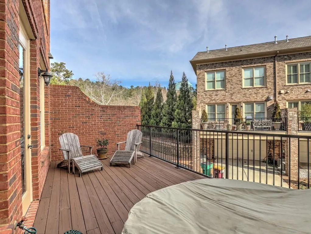 906 River Vista Drive, Atlanta, Georgia 30339, 3 Bedrooms Bedrooms, ,3 BathroomsBathrooms,Residential,Sold,906 River Vista Drive,6129041