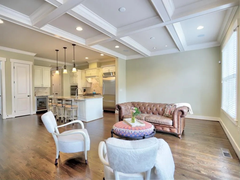 906 River Vista Drive, Atlanta, Georgia 30339, 3 Bedrooms Bedrooms, ,3 BathroomsBathrooms,Residential,Sold,906 River Vista Drive,6129041