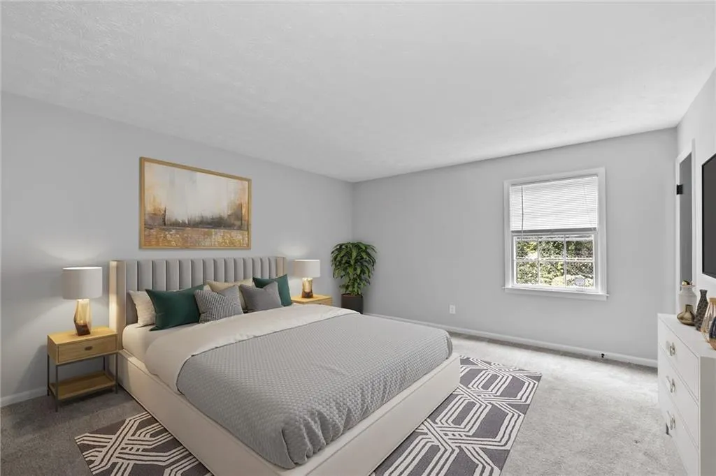 6700 Roswell Road Unit 13a, Sandy Springs, Georgia 30328, 3 Bedrooms Bedrooms, ,2 BathroomsBathrooms,Residential,For Sale,6700 Roswell Road Unit 13a,7633888