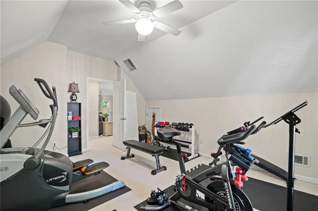3200 Windsor Lake Drive Ne, Atlanta, Georgia 30319, 5 Bedrooms Bedrooms, ,4 BathroomsBathrooms,Residential,For Sale,3200 Windsor Lake Drive Ne,7642416