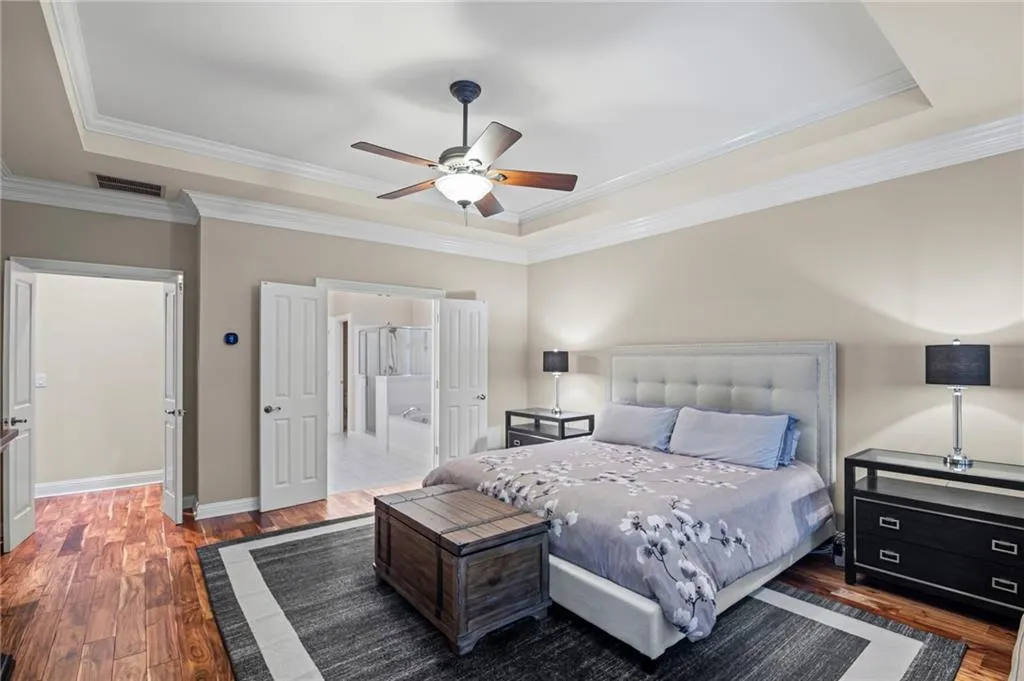 3200 Windsor Lake Drive Ne, Atlanta, Georgia 30319, 5 Bedrooms Bedrooms, ,4 BathroomsBathrooms,Residential,For Sale,3200 Windsor Lake Drive Ne,7642416