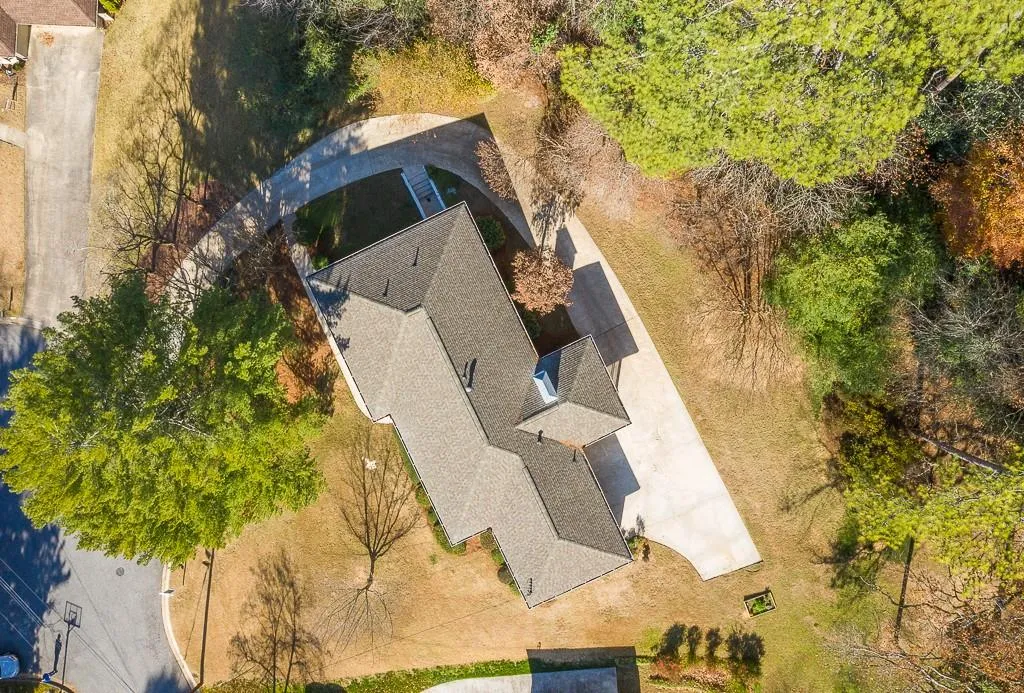 4855 Kendall Court Ne, Sandy Springs, Georgia 30342, 4 Bedrooms Bedrooms, ,2 BathroomsBathrooms,Residential,Sold,4855 Kendall Court Ne,6668124