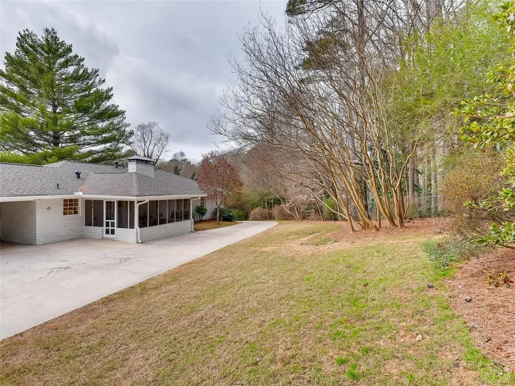 4855 Kendall Court Ne, Sandy Springs, Georgia 30342, 4 Bedrooms Bedrooms, ,2 BathroomsBathrooms,Residential,Sold,4855 Kendall Court Ne,6668124