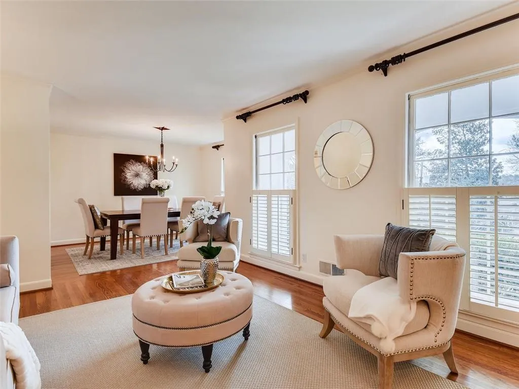 4855 Kendall Court Ne, Sandy Springs, Georgia 30342, 4 Bedrooms Bedrooms, ,2 BathroomsBathrooms,Residential,Sold,4855 Kendall Court Ne,6668124