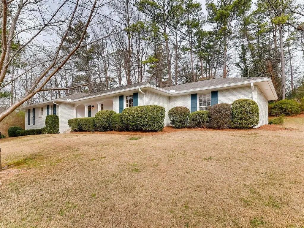 4855 Kendall Court Ne, Sandy Springs, Georgia 30342, 4 Bedrooms Bedrooms, ,2 BathroomsBathrooms,Residential,Sold,4855 Kendall Court Ne,6668124