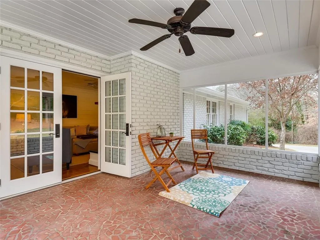 4855 Kendall Court Ne, Sandy Springs, Georgia 30342, 4 Bedrooms Bedrooms, ,2 BathroomsBathrooms,Residential,Sold,4855 Kendall Court Ne,6668124