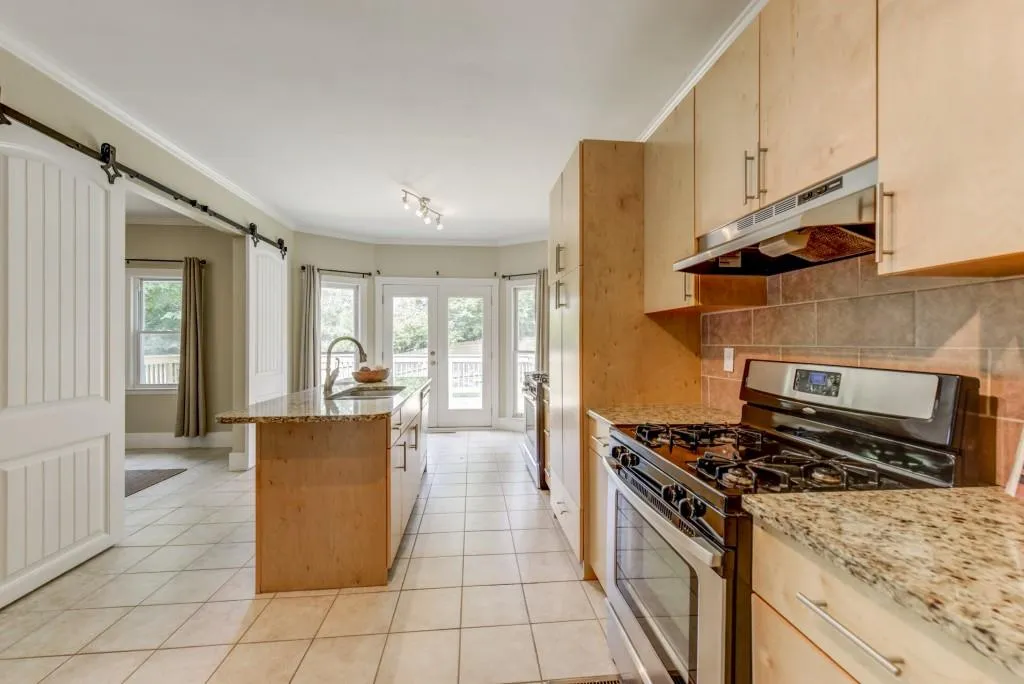 5368 Greenland Road, Atlanta, Georgia 30342, 4 Bedrooms Bedrooms, ,3 BathroomsBathrooms,Residential,Sold,5368 Greenland Road,6516327