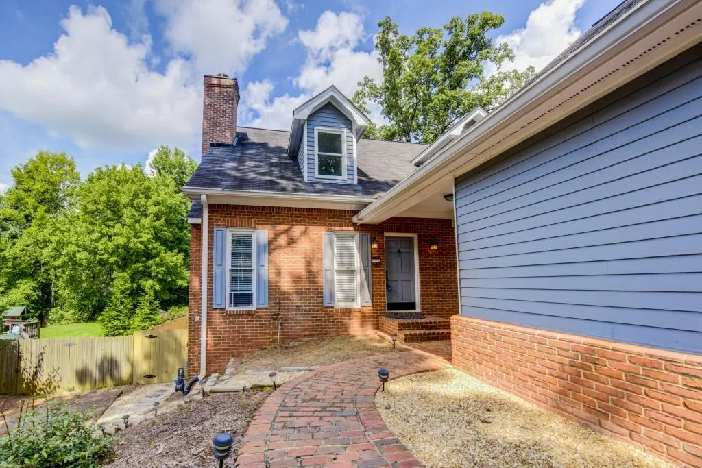 5368 Greenland Road, Atlanta, Georgia 30342, 4 Bedrooms Bedrooms, ,3 BathroomsBathrooms,Residential,Sold,5368 Greenland Road,6516327