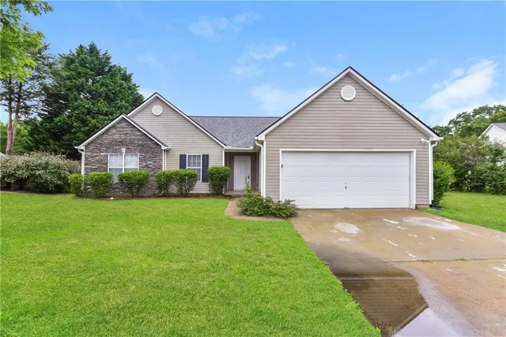 1525 Julianna Drive, Loganville, Georgia 30052