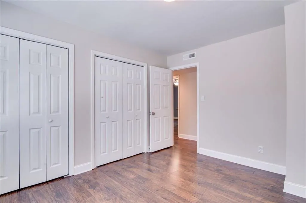 6980 Roswell Road Unit A4, Sandy Springs, Georgia 30328, 3 Bedrooms Bedrooms, ,2 BathroomsBathrooms,Residential,Sold,6980 Roswell Road Unit A4,6046204