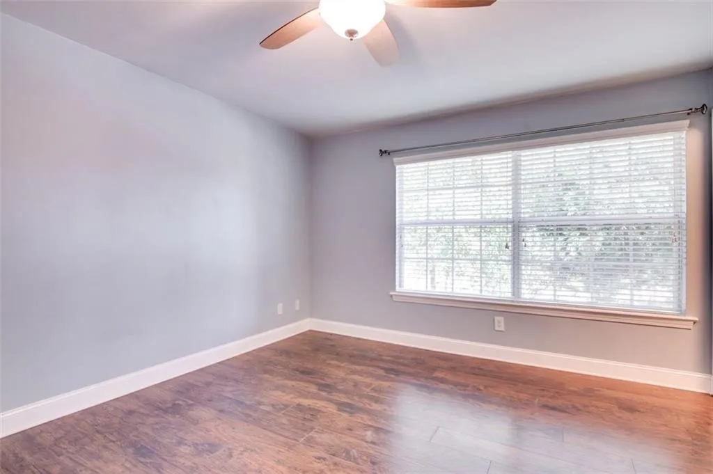 6980 Roswell Road Unit A4, Sandy Springs, Georgia 30328, 3 Bedrooms Bedrooms, ,2 BathroomsBathrooms,Residential,Sold,6980 Roswell Road Unit A4,6046204