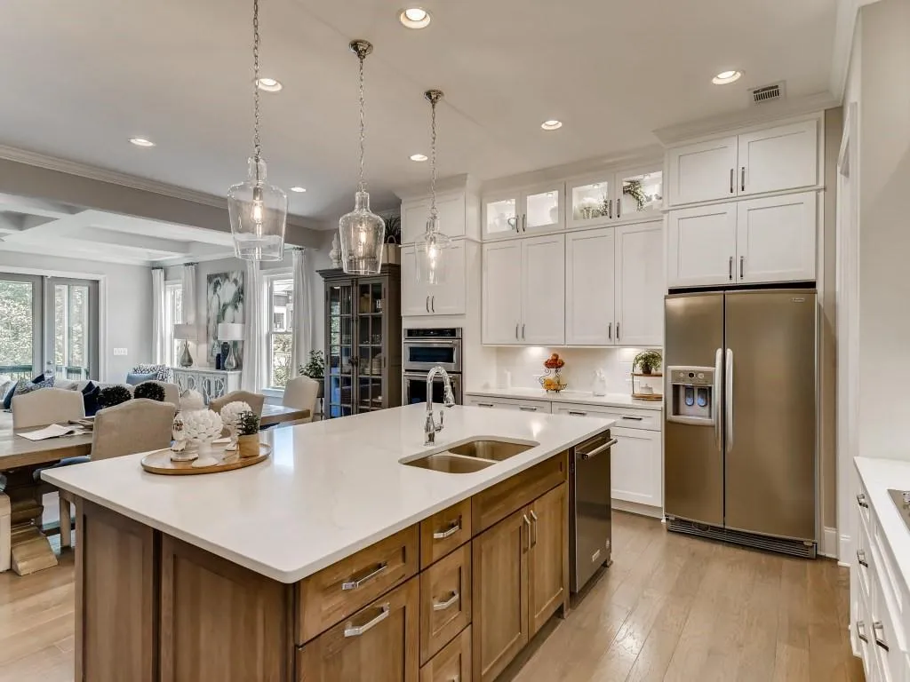 6463 Canopy Drive, Sandy Springs, Georgia 30328, 6 Bedrooms Bedrooms, ,5 BathroomsBathrooms,Residential,Sold,6463 Canopy Drive,6762636