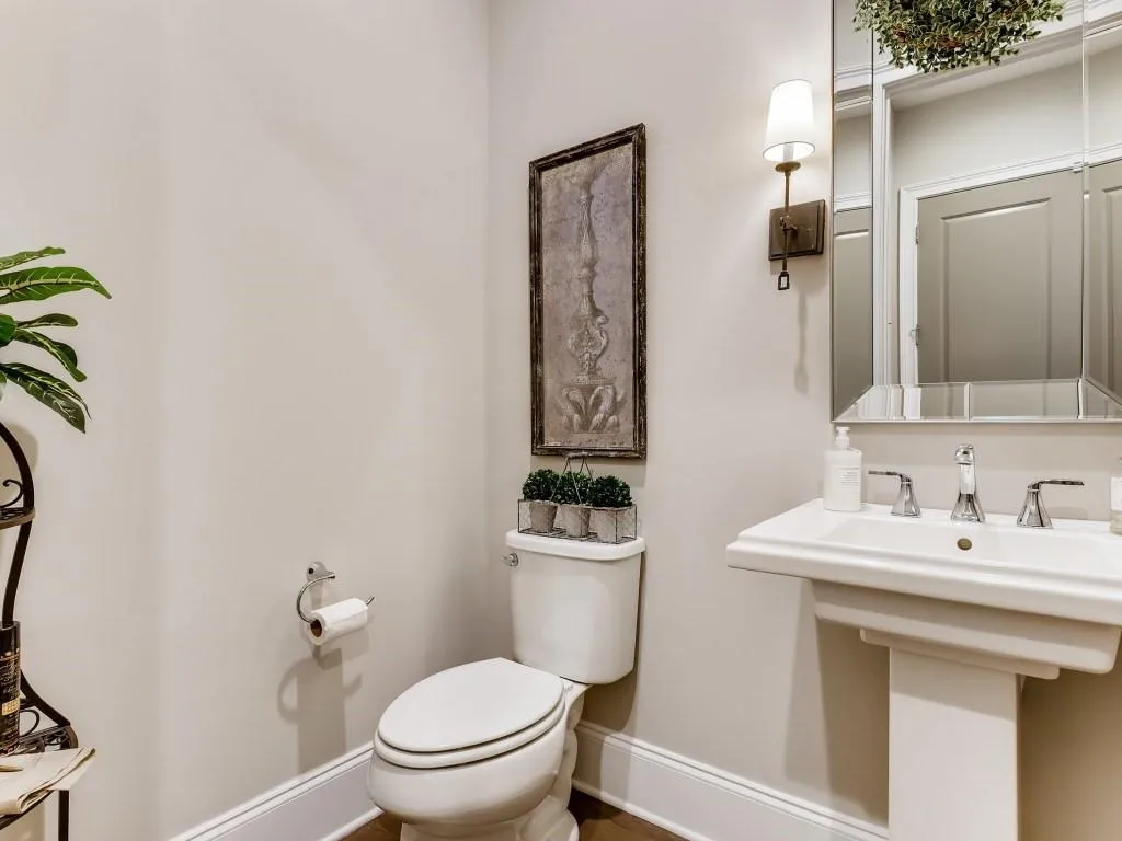 6463 Canopy Drive, Sandy Springs, Georgia 30328, 6 Bedrooms Bedrooms, ,5 BathroomsBathrooms,Residential,Sold,6463 Canopy Drive,6762636