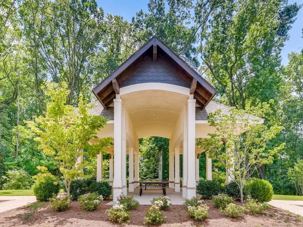 6463 Canopy Drive, Sandy Springs, Georgia 30328, 6 Bedrooms Bedrooms, ,5 BathroomsBathrooms,Residential,Sold,6463 Canopy Drive,6762636
