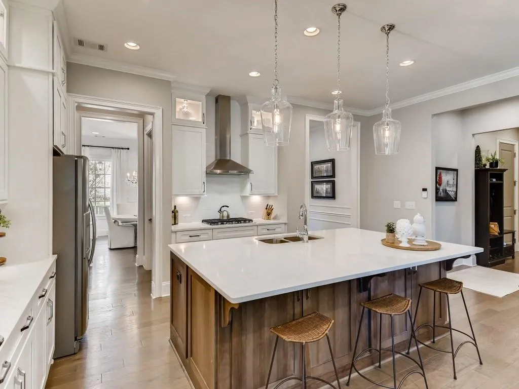 6463 Canopy Drive, Sandy Springs, Georgia 30328, 6 Bedrooms Bedrooms, ,5 BathroomsBathrooms,Residential,Sold,6463 Canopy Drive,6762636