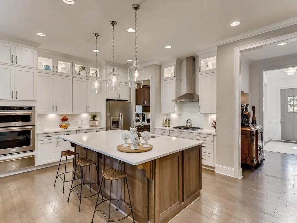 6463 Canopy Drive, Sandy Springs, Georgia 30328, 6 Bedrooms Bedrooms, ,5 BathroomsBathrooms,Residential,Sold,6463 Canopy Drive,6762636
