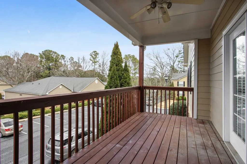 207 Brighton Point, Sandy Springs, Georgia 30328, 2 Bedrooms Bedrooms, ,2 BathroomsBathrooms,Residential,Sold,207 Brighton Point,6843818