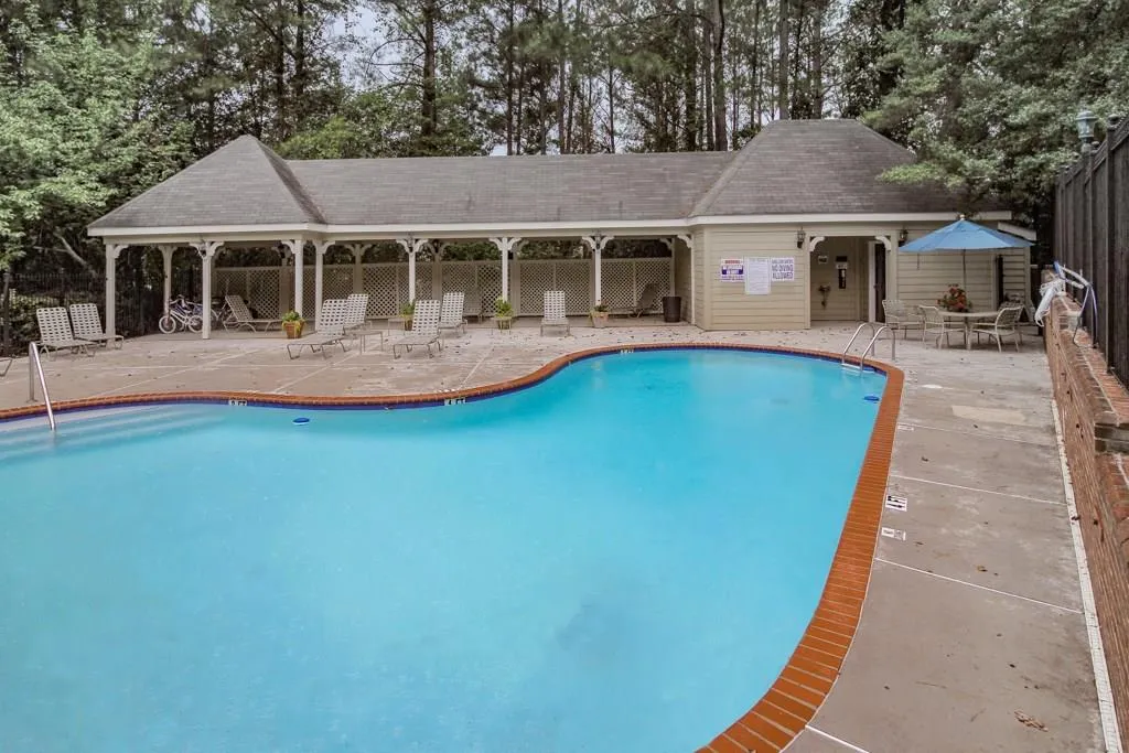 804 Camden Court, Sandy Springs, Georgia 30327, 2 Bedrooms Bedrooms, ,2 BathroomsBathrooms,Residential,Sold,804 Camden Court,5729790