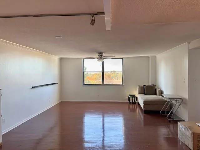 2965 Pharr Court South Court Nw Unit 815, Atlanta, Georgia 30305, 3 Bedrooms Bedrooms, ,2 BathroomsBathrooms,Residential,For Sale,2965 Pharr Court South Court Nw Unit 815,7677395