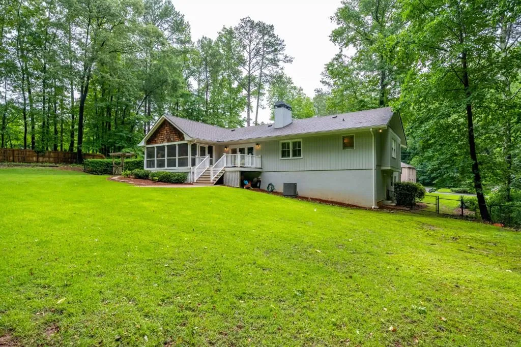 7620 Spalding Lane, Sandy Springs, Georgia 30350, 4 Bedrooms Bedrooms, ,2 BathroomsBathrooms,Residential,Sold,7620 Spalding Lane,7235600