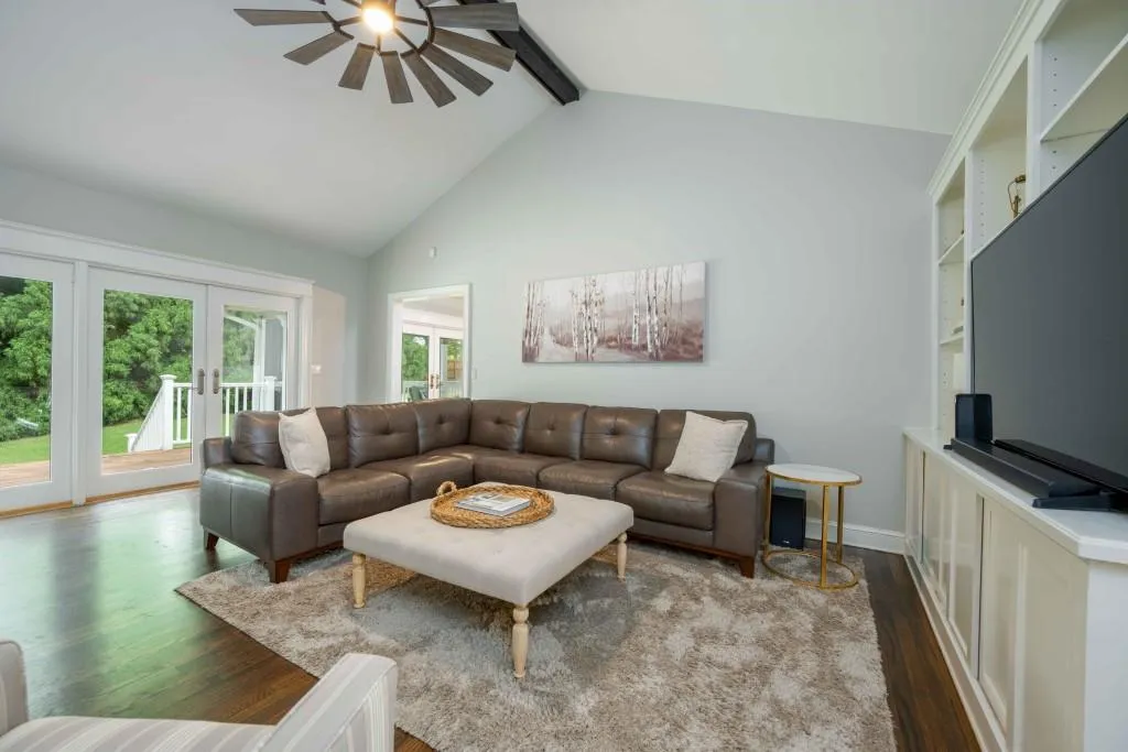 7620 Spalding Lane, Sandy Springs, Georgia 30350, 4 Bedrooms Bedrooms, ,2 BathroomsBathrooms,Residential,Sold,7620 Spalding Lane,7235600