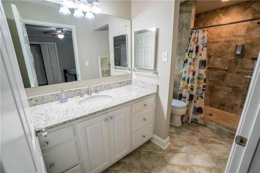215 W Spalding Drive, Atlanta, Georgia 30328, 4 Bedrooms Bedrooms, ,3 BathroomsBathrooms,Residential,Sold,215 W Spalding Drive,6045529