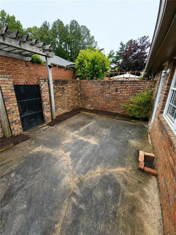 5375 Roswell Road Unit 3a, Atlanta, Georgia 30342, 1 Bedroom Bedrooms, 0 ,1 BathroomBathrooms,Residential,For Sale,5375 Roswell Road Unit 3a,7776020