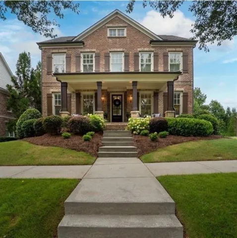 Front View of Home in Daylight