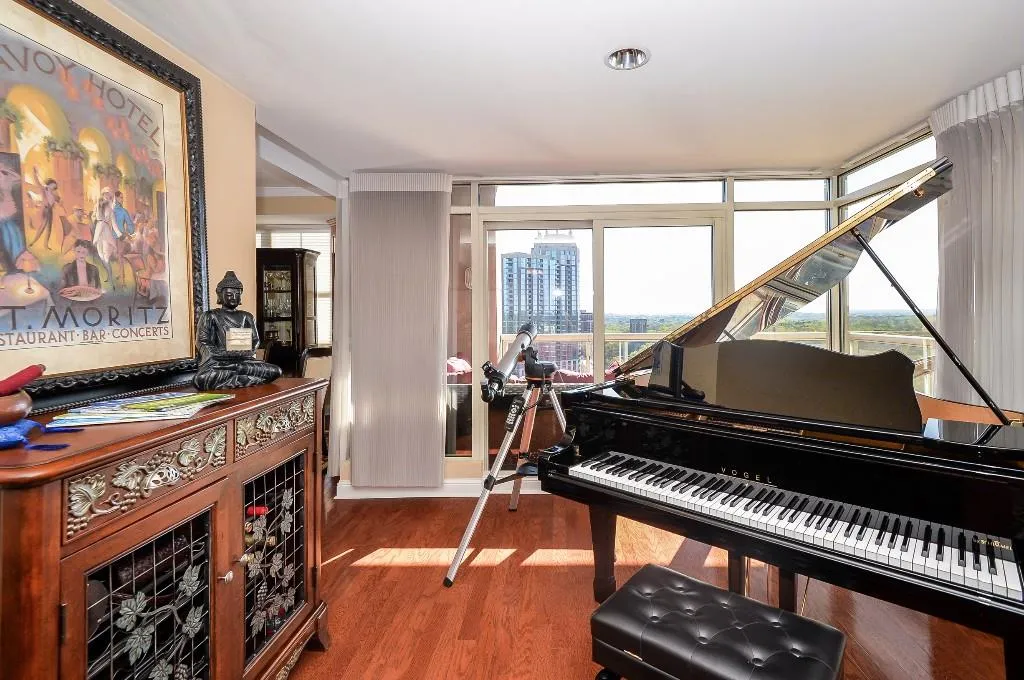 2881 Peachtree Road Ne Unit 1605, Atlanta, Georgia 30305, 2 Bedrooms Bedrooms, ,2 BathroomsBathrooms,Residential,Sold,2881 Peachtree Road Ne Unit 1605,5555102