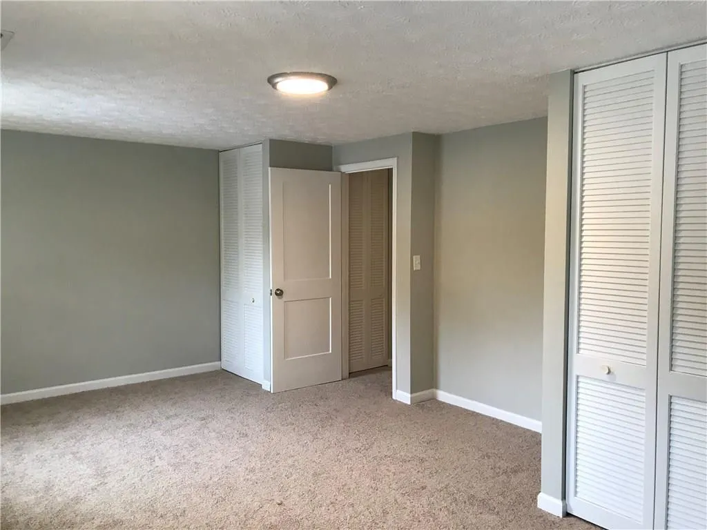 8810 Long Beach Circle, Sandy Springs, Georgia 30350, 2 Bedrooms Bedrooms, ,2 BathroomsBathrooms,Residential,Sold,8810 Long Beach Circle,6092863