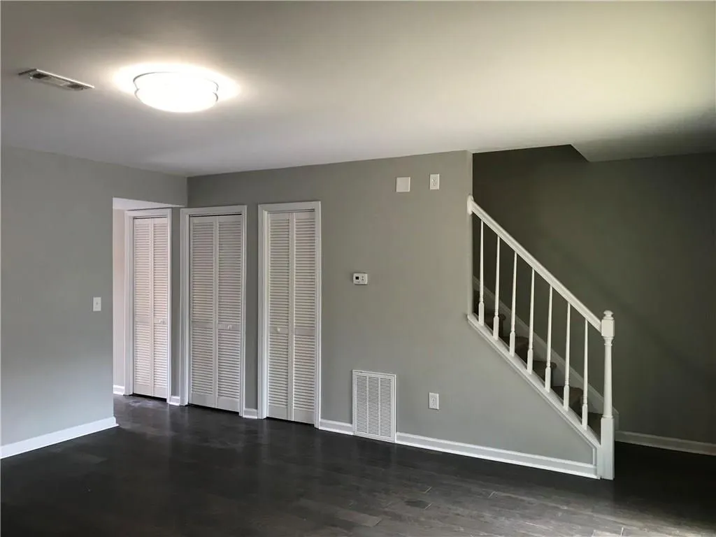 8810 Long Beach Circle, Sandy Springs, Georgia 30350, 2 Bedrooms Bedrooms, ,2 BathroomsBathrooms,Residential,Sold,8810 Long Beach Circle,6092863