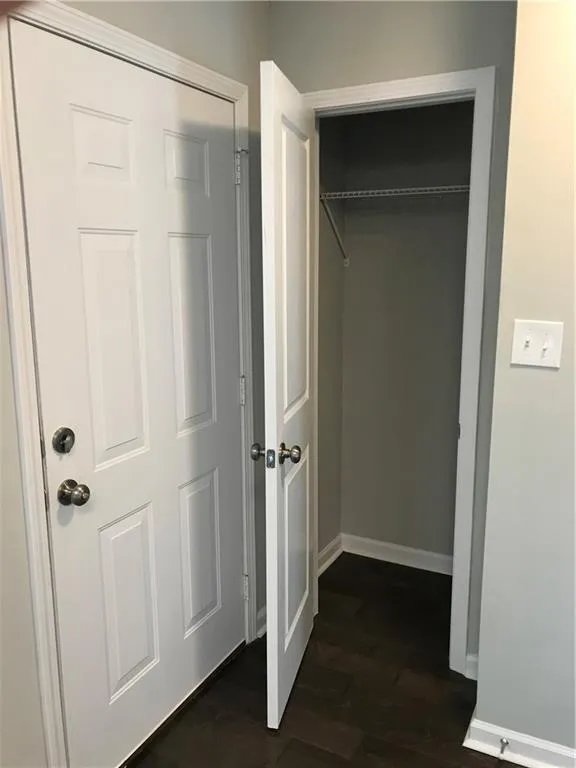 8810 Long Beach Circle, Sandy Springs, Georgia 30350, 2 Bedrooms Bedrooms, ,2 BathroomsBathrooms,Residential,Sold,8810 Long Beach Circle,6092863