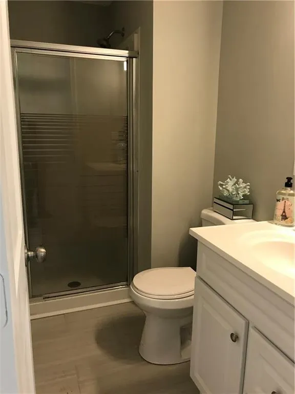 8810 Long Beach Circle, Sandy Springs, Georgia 30350, 2 Bedrooms Bedrooms, ,2 BathroomsBathrooms,Residential,Sold,8810 Long Beach Circle,6092863