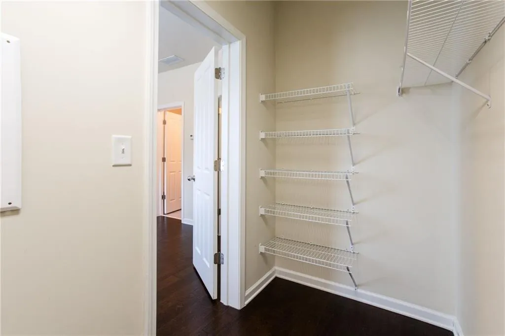 7410 Highland Bluff, Atlanta, Georgia 30328, 3 Bedrooms Bedrooms, ,3 BathroomsBathrooms,Residential,Sold,7410 Highland Bluff,6578997