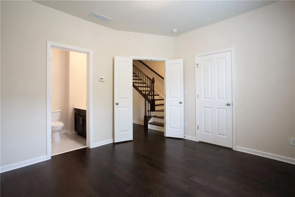 7410 Highland Bluff, Atlanta, Georgia 30328, 3 Bedrooms Bedrooms, ,3 BathroomsBathrooms,Residential,Sold,7410 Highland Bluff,6578997